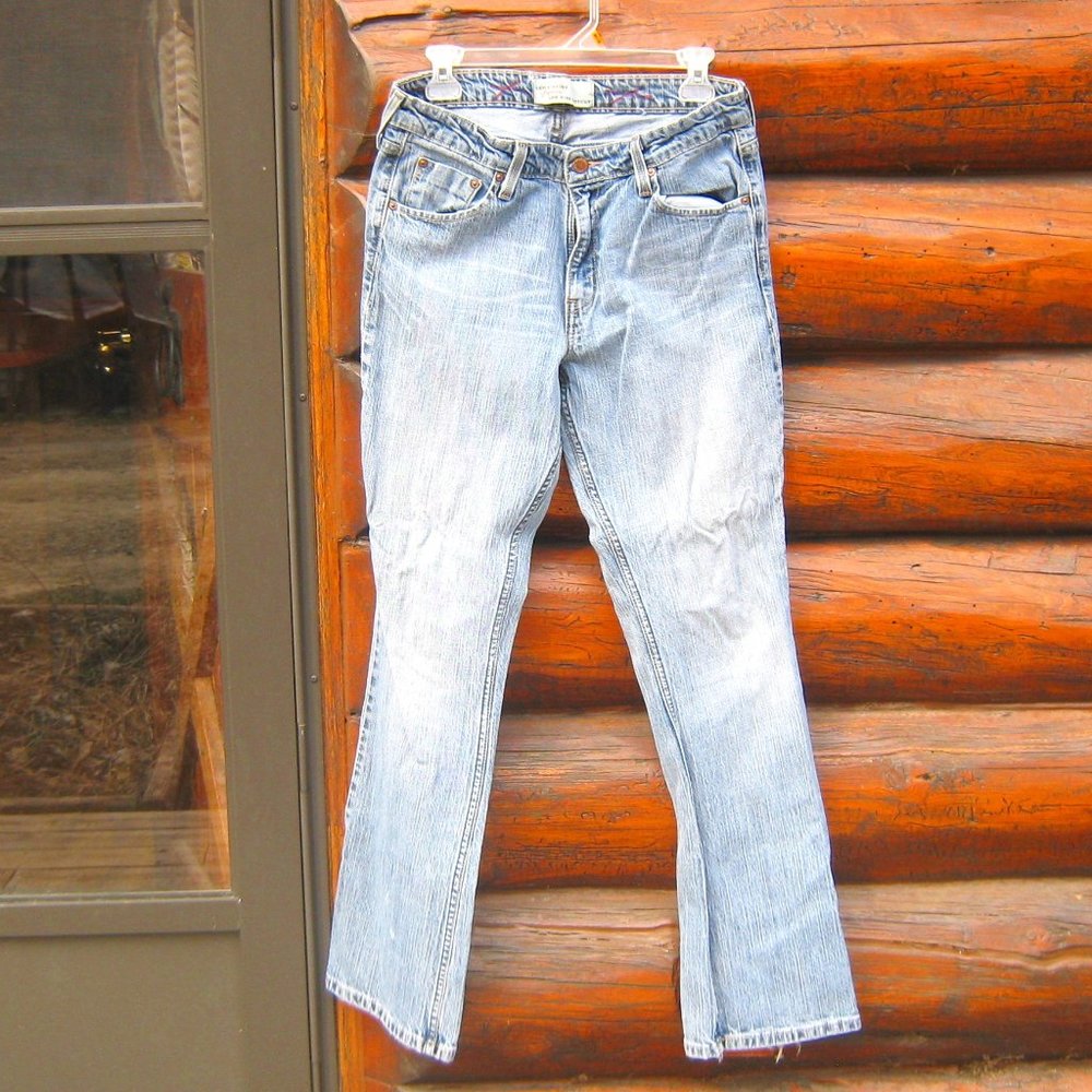 Levi Strauss Signature Low Rise Bootcut Denim Jeans Size 10-12?